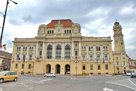 Candidaturile la Primăria Oradea: edilul în funcţie, un fost primar, un fost ministru, un ecologist care a omorât trei unguri